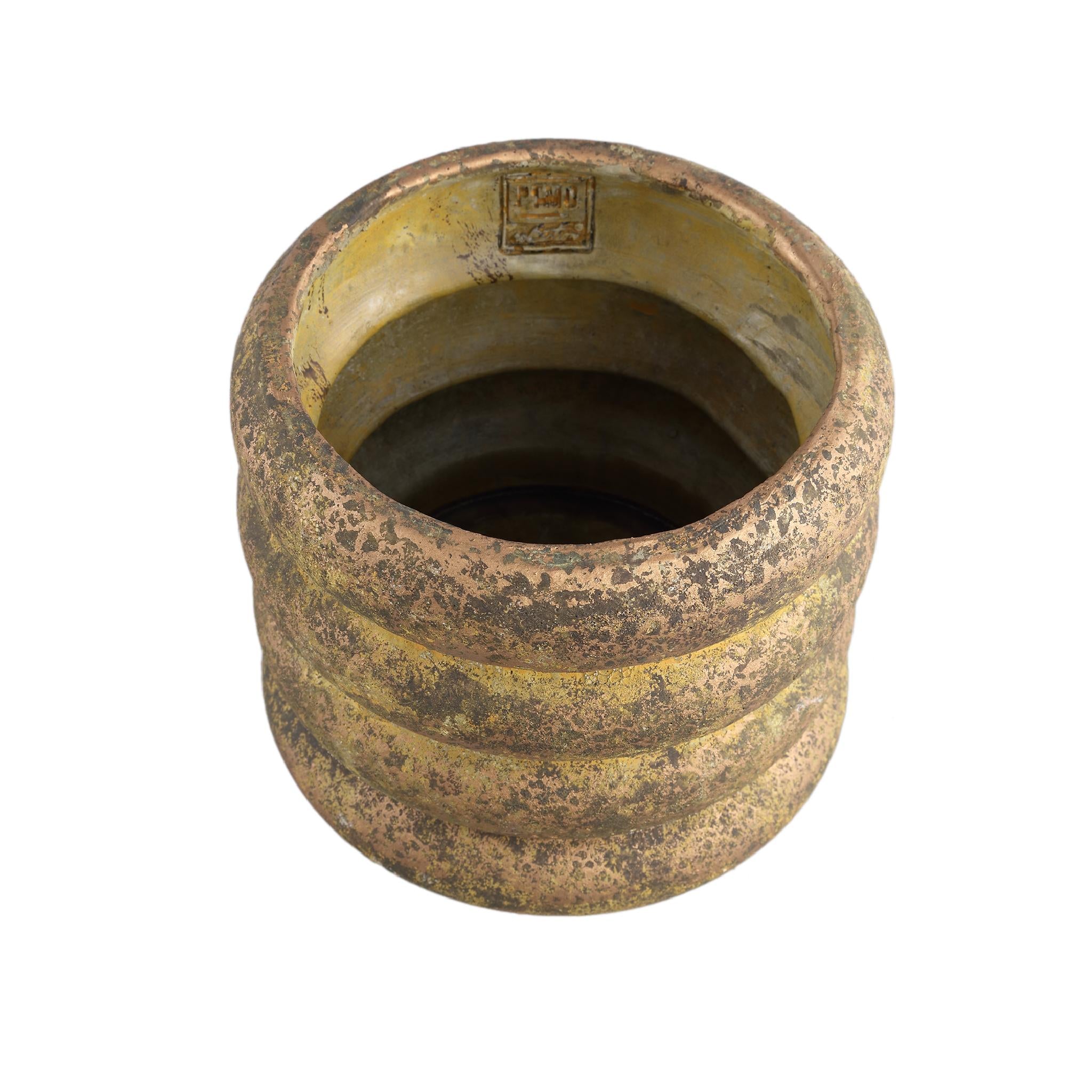 PTMD Janny Bloempot - 20 x 20 x 21 cm  - Cement - Goud