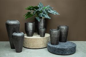 PTMD Mialee Bloempotten - 35x35x53 cm - Aluminium - Grijs - Set van 2