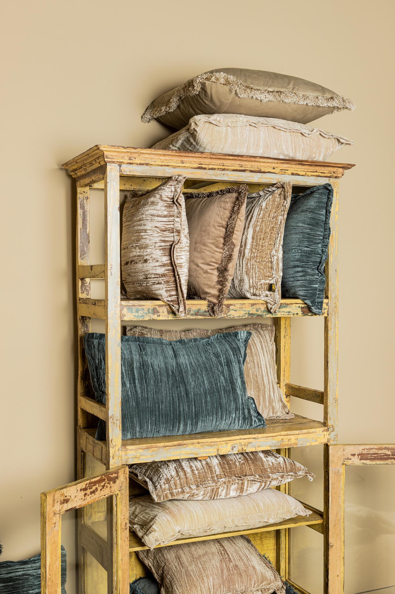 PTMD Nous Sierkussen - 60x3x40 cm - Fluweel - Taupe