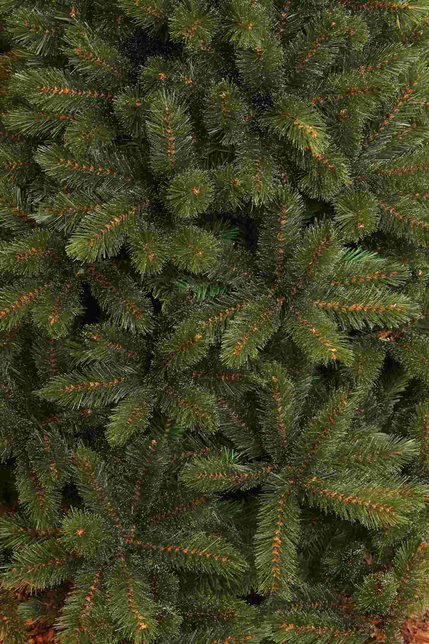 Triumph Tree Kunstkerstboom Forest frosted - 157x157x230 cm - PVC - Groen