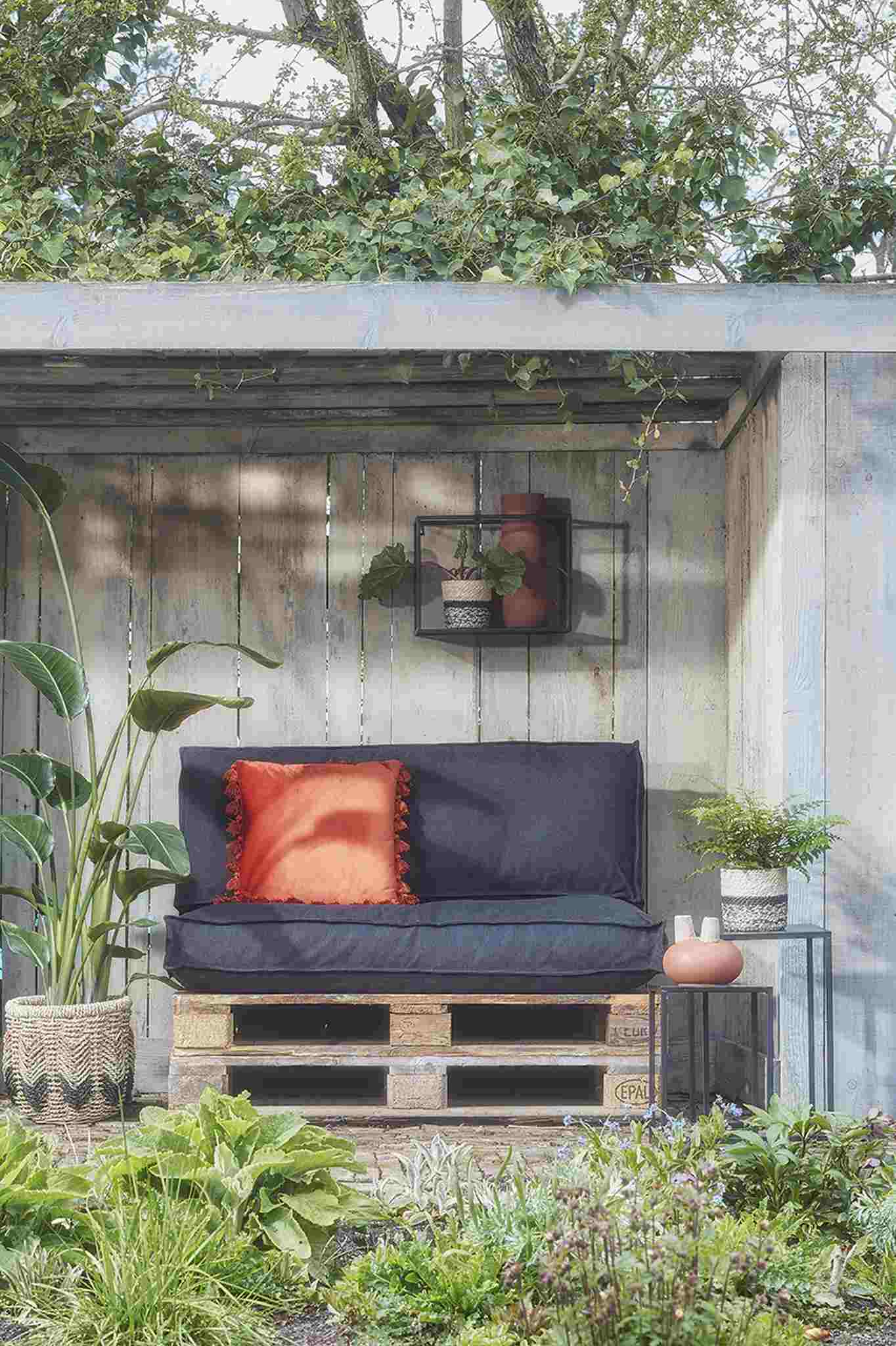 In The Mood Mick Palletkussens - 120x80/40x12 cm - Tweedelig - Zwart
