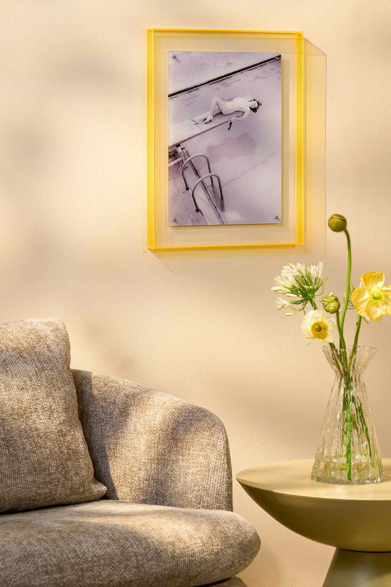 Mica Decorations Wanddecoratie Woman - 40x3x50 cm - Acryl - Grijs