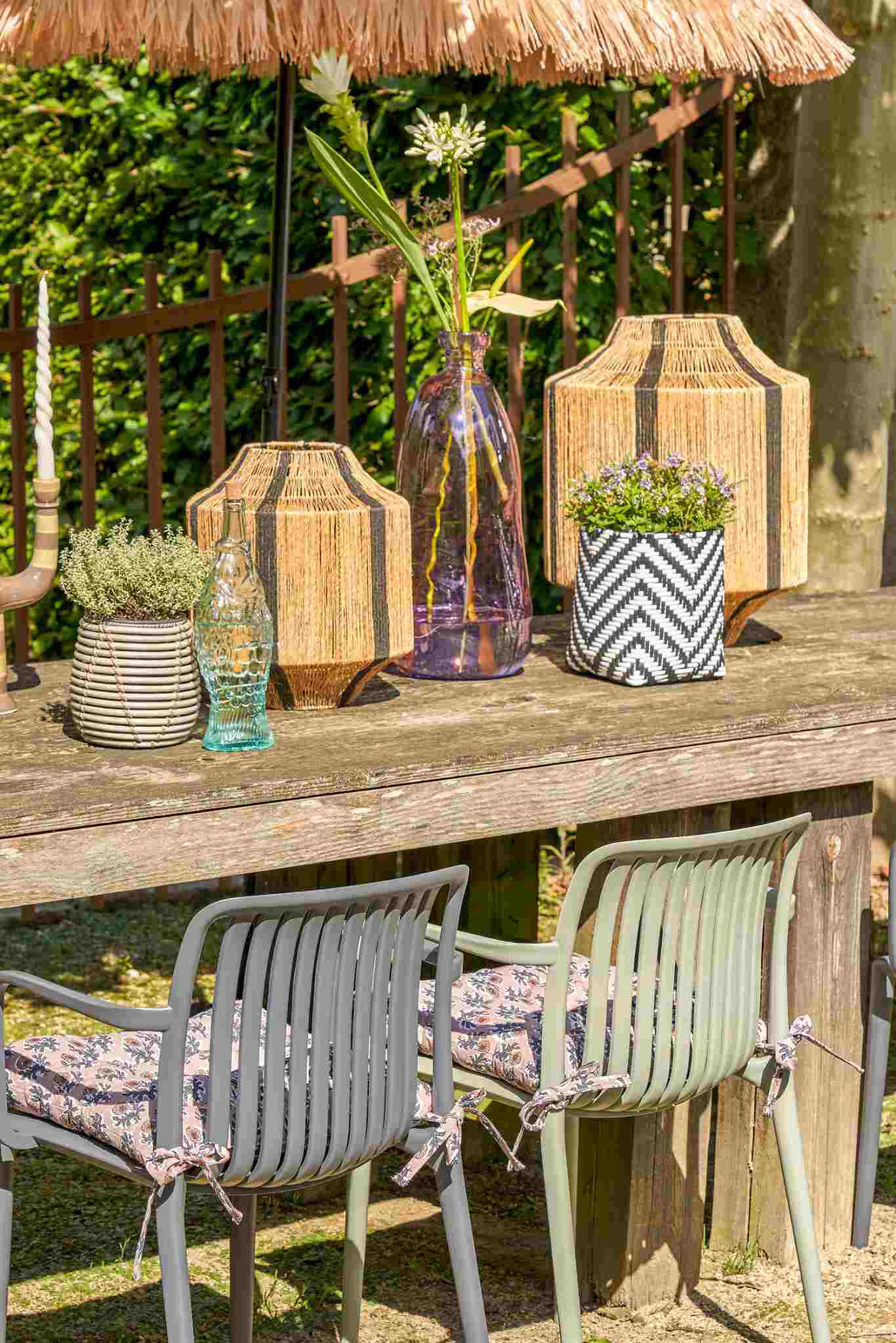 Mica Decorations Tuinstoel Paloma - 53x53x77.5 cm - Polypropyleen - Grijs