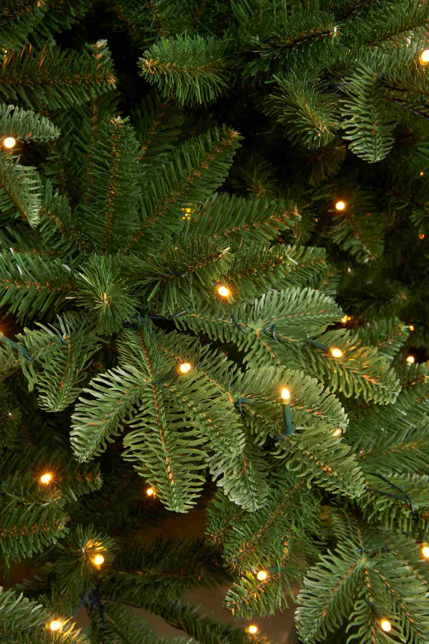 Triumph Tree Kunstkerstboom Aurora - 192LED - Warmwit - H155xØ86 - Groen