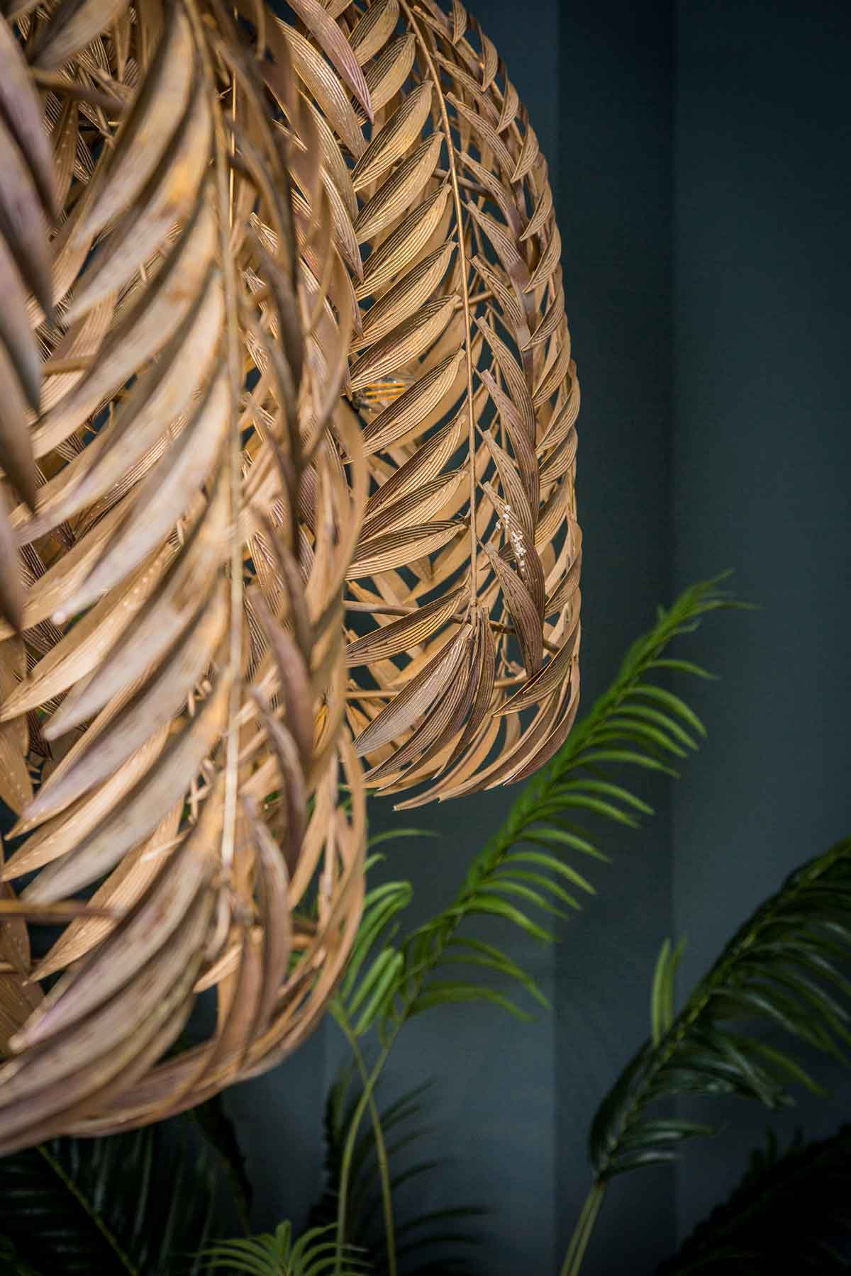 PTMD Mea Ronde Hanglamp Palm Bladeren - H90 x Ø70 cm - Metaal - Goud