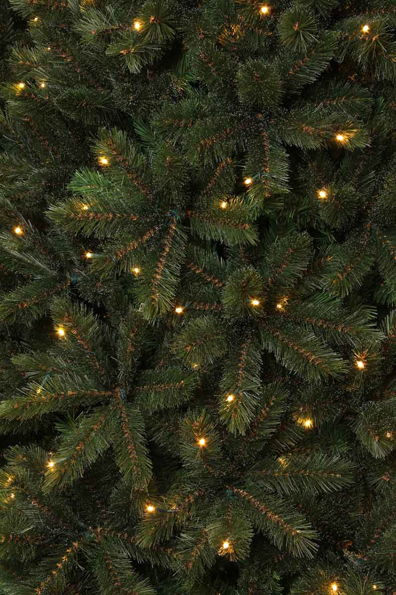 Triumph Tree kunstkerstboom forest frosted - 120x99 cm - 96LED Warmwit